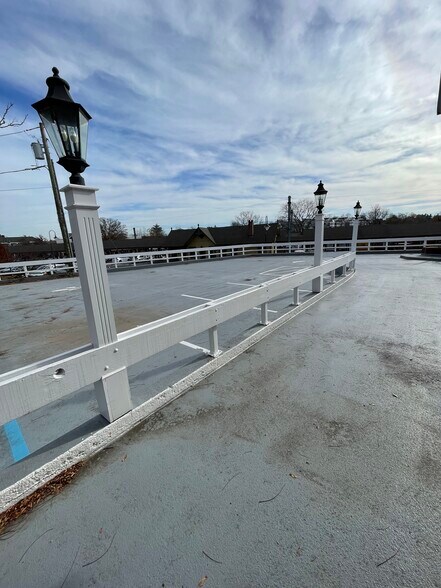 More Photos Of 208 Elm St, New Canaan General Retail For Lease