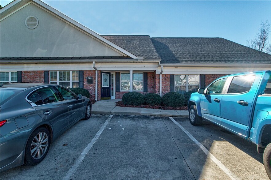 More Photos Of 801-814 Pavilion Ct, McDonough Office For Lease