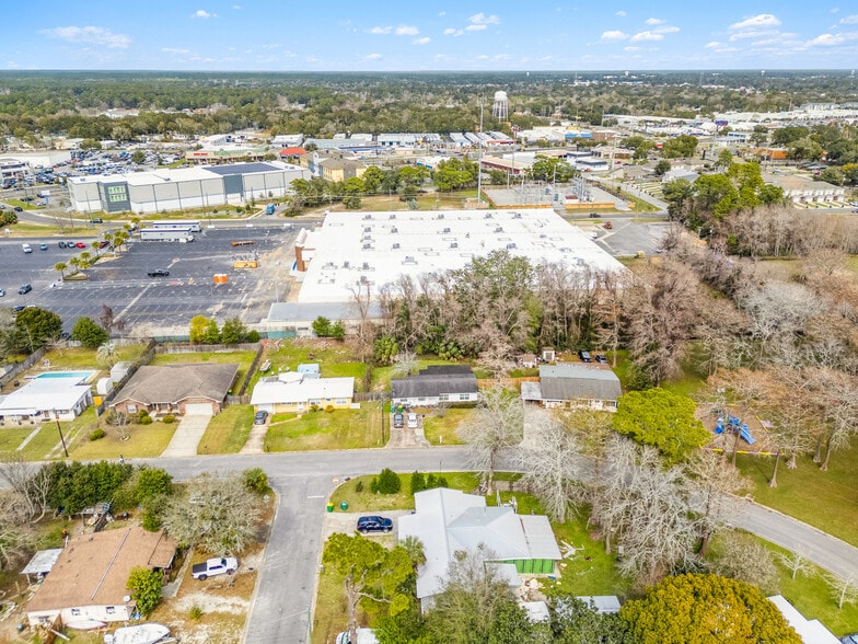 More Photos Of 546 Mary Esther Cut Off NW, Fort Walton Beach General Retail For Lease