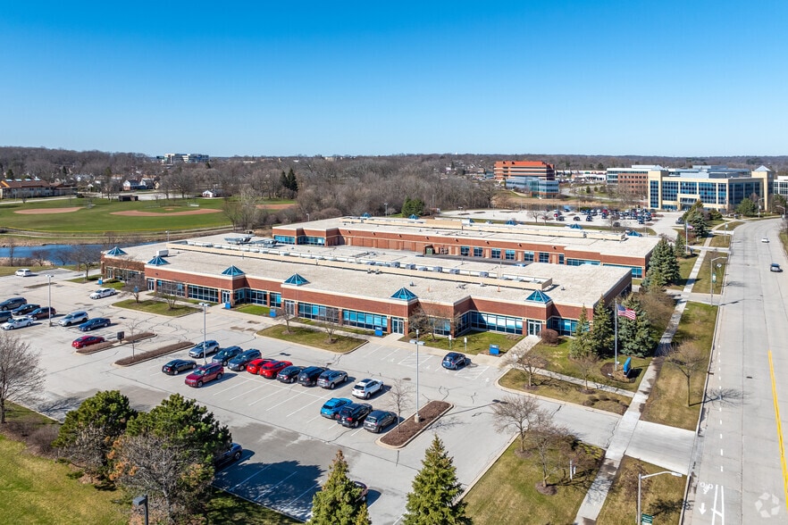 More Photos Of 10101 Innovation Dr, Milwaukee Office For Lease