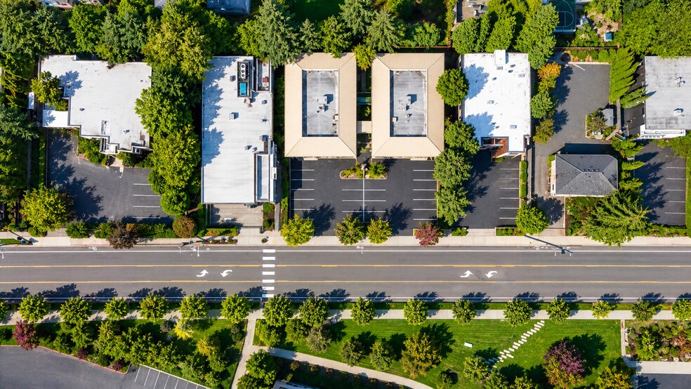 More Photos Of 720-750 6th St S, Kirkland Office For Lease
