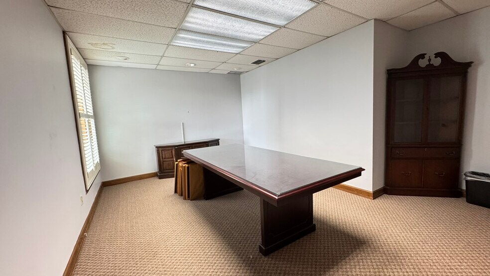 More Photos Of 211 N Magnolia Ave, Orlando Office For Lease