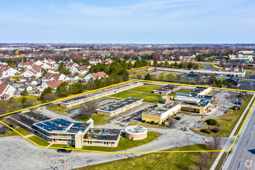 More Photos Of 4853 W Henrietta Rd, Henrietta Hotel For Sale