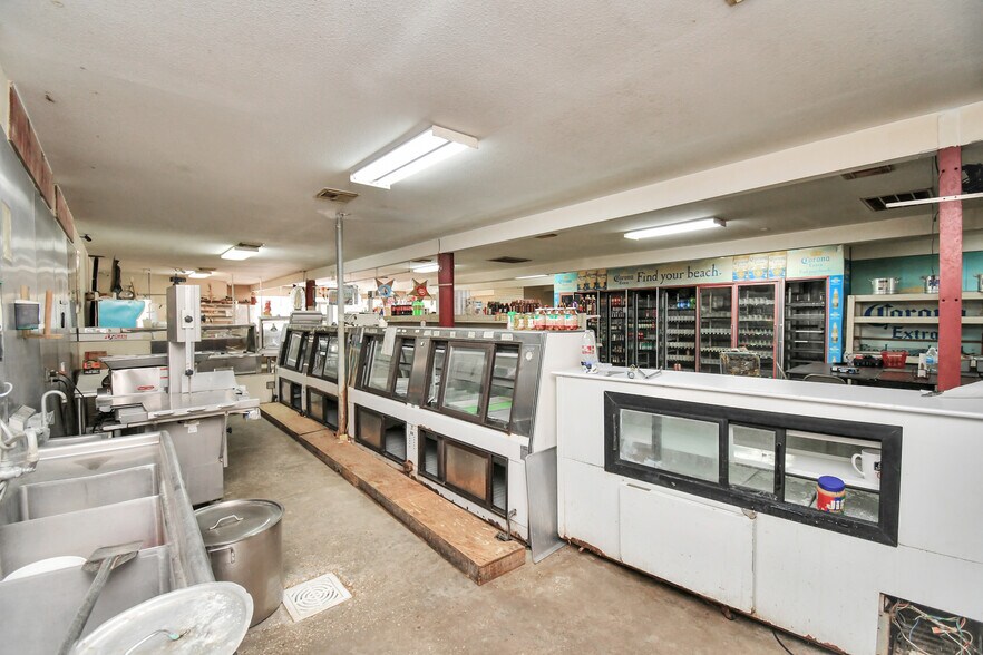 More Photos Of 1444 FM 1960, Dayton Convenience Store For Sale