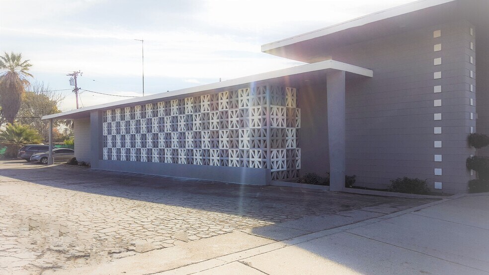 More Photos Of 13135-13141 Central Ave, Chino Office For Lease