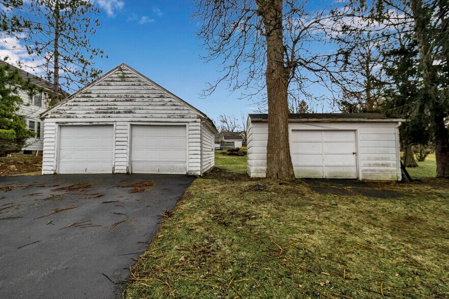 More Photos Of ,  Unknown For Sale