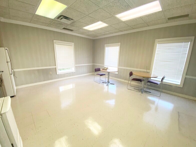 More Photos Of 5935 Buford Hwy, Norcross Office For Lease