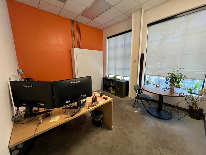 More Photos Of 450 S Raymond Ave, Pasadena Warehouse For Sale