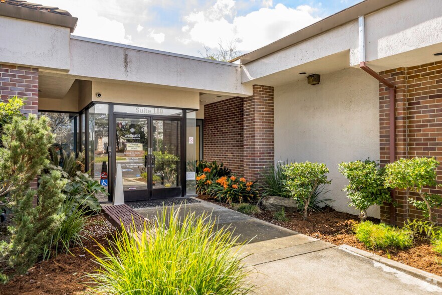 More Photos Of 1130 Conroy Ln, Roseville Medical For Sale