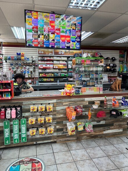 More Photos Of 6373 FM 1442, Orange Service Station For Sale