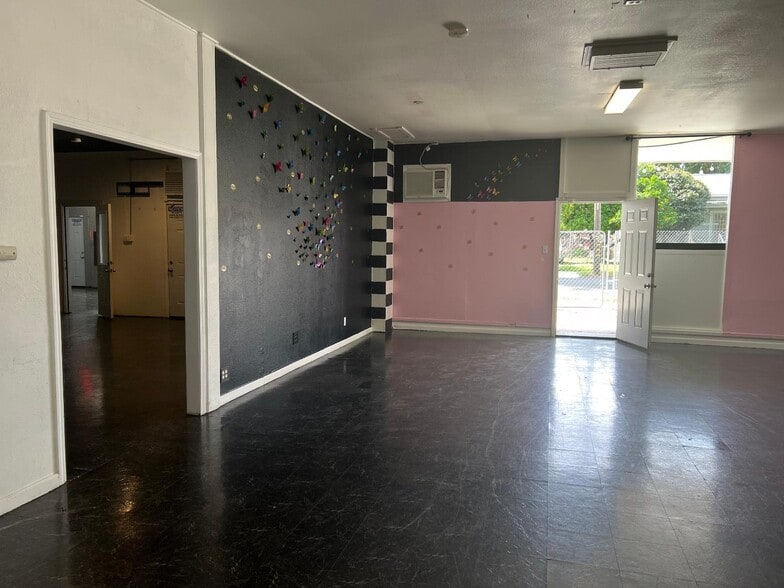 More Photos Of 741-745 Cooper, Yuba City Office For Lease
