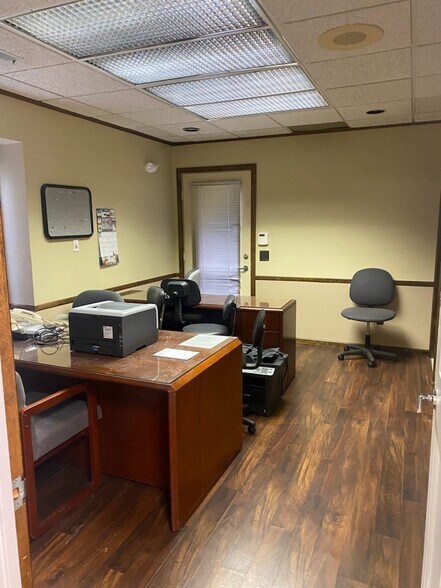 More Photos Of 150 River Rd, Montville Unknown For Lease