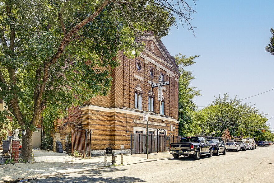 More Photos Of 139 Amboy St, Brooklyn Religious Facility For Lease