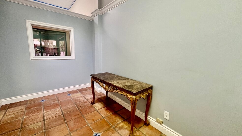 More Photos Of 330 Clematis St, West Palm Beach Storefront Retail Office For Sale
