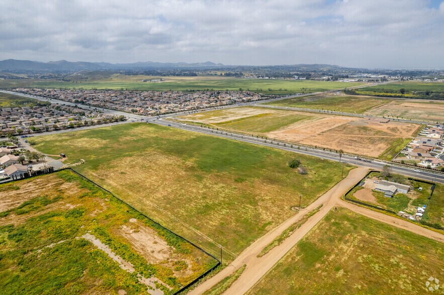 More Photos Of 25245 Ethanac Rd, Menifee Land For Sale