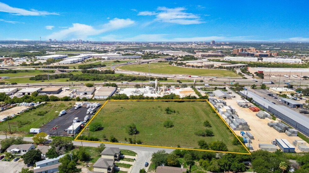 More Photos Of 7010 NE Loop 410, San Antonio Industrial For Lease