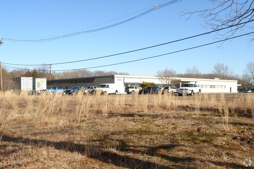 More Photos Of 371 Essex Rd, Tinton Falls Warehouse For Sale