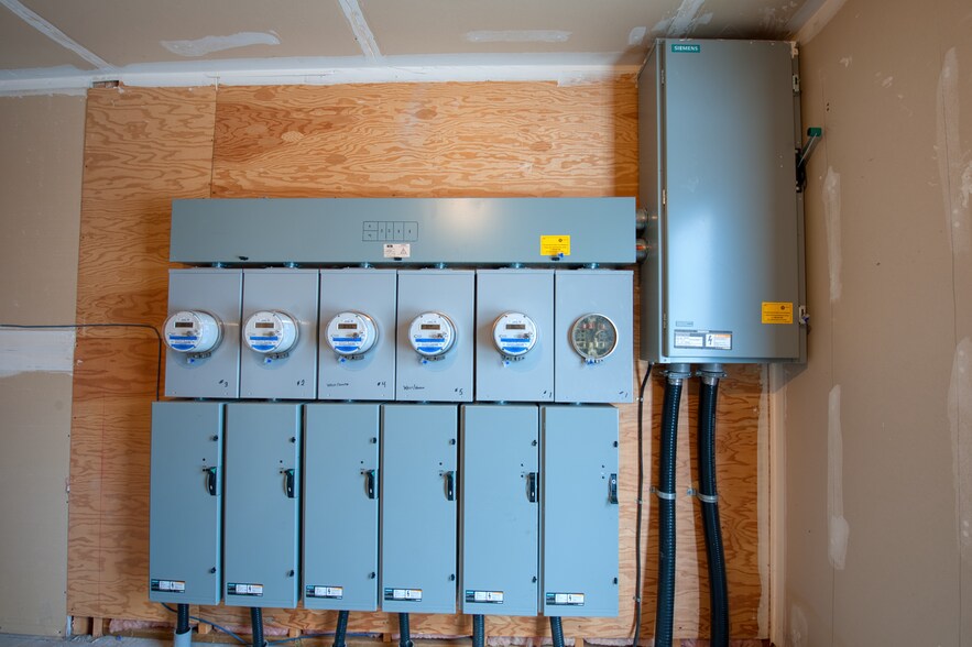 More Photos Of 3419 33 St, Whitecourt Industrial For Sale