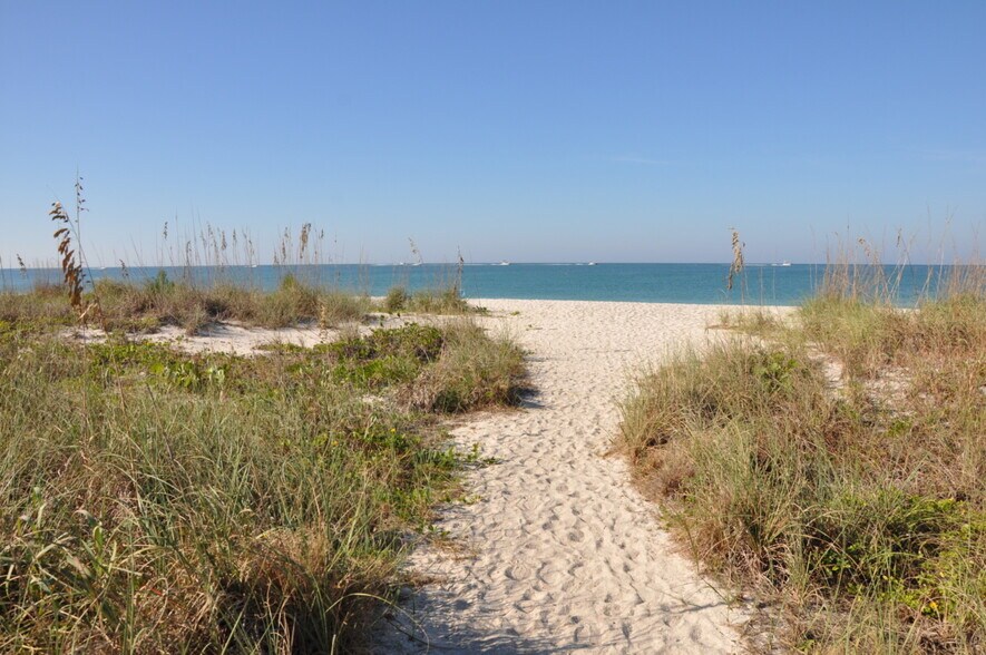 More Photos Of 212 Casey Key Rd, Nokomis Hotel For Sale