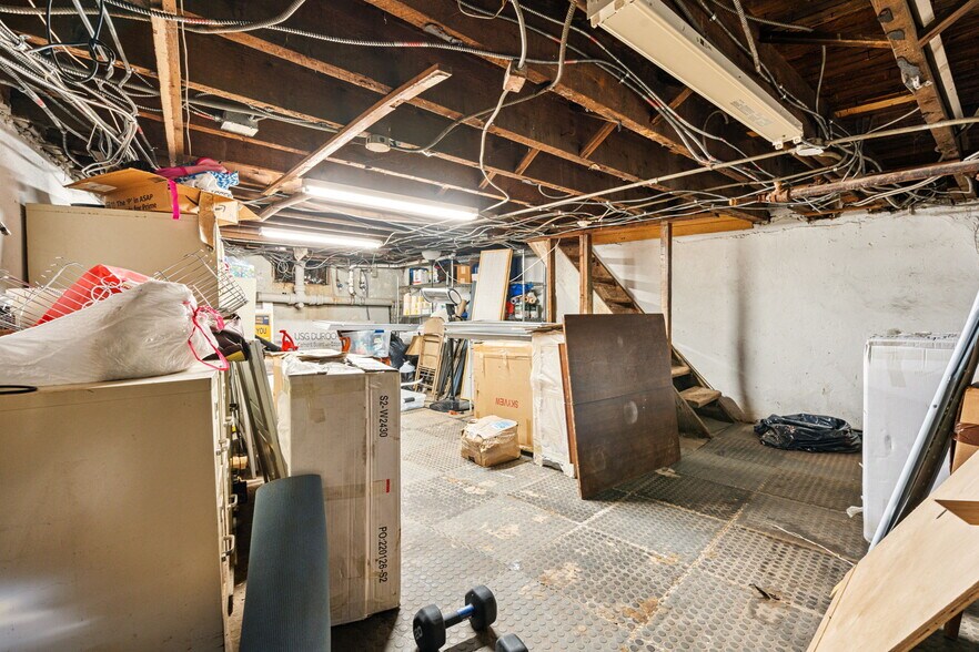 More Photos Of , Staten Island Unknown For Sale