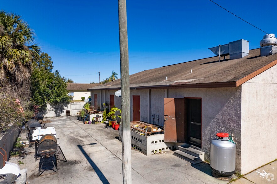 More Photos Of 6016 N 40th St, Tampa Freestanding For Sale