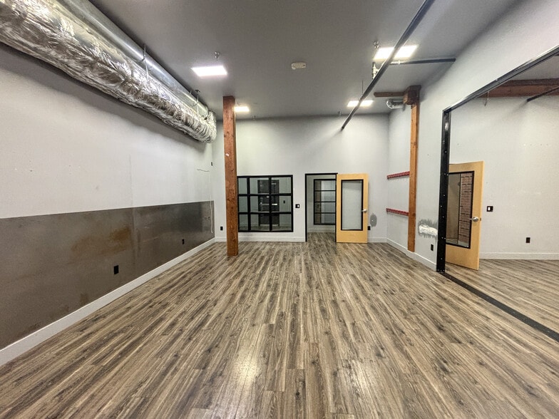 More Photos Of 255 Liberty St NE, Salem Office For Lease