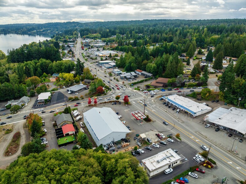 More Photos Of 20370 Viking Ave NW, Poulsbo Service Station For Sale