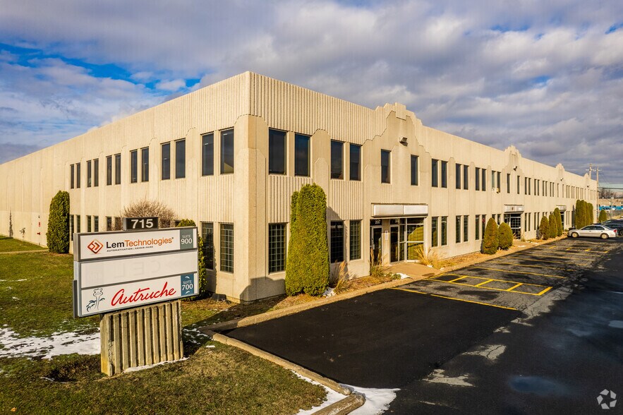 More Photos Of 715 Rue Delage, Longueuil Warehouse For Lease