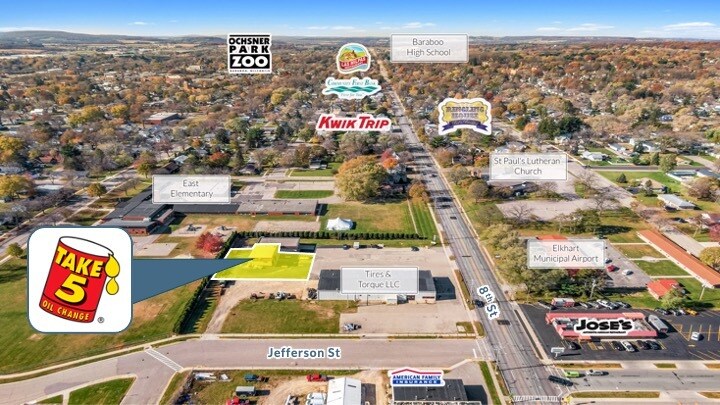 Primary Photo Of 818 8th St, Baraboo Freestanding For Sale