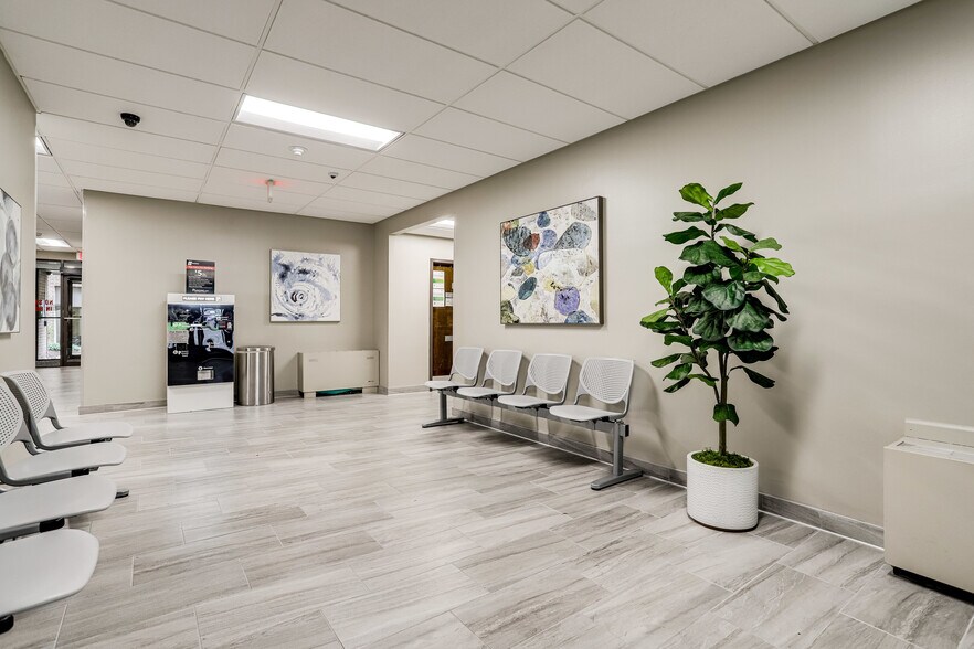 More Photos Of 611 S Carlin Springs Rd, Arlington Medical For Sale