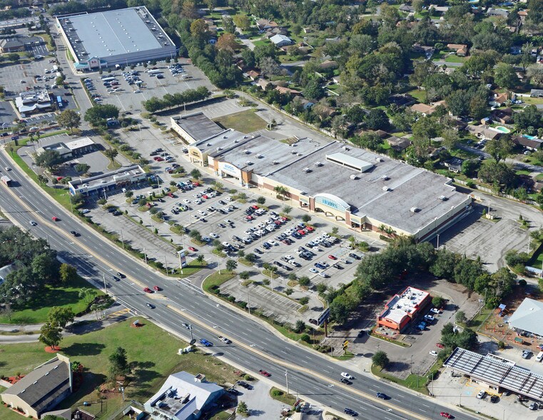 More Photos Of 510 Blanding Blvd, Orange Park General Retail For Lease