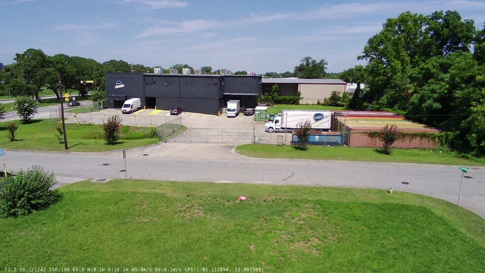 More Photos Of 1200 W Bay St, Savannah Warehouse For Lease