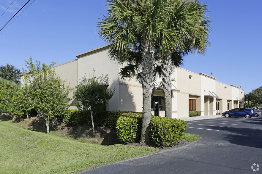 More Photos Of 2178 Andrea Ln, Fort Myers Light Distribution For Lease