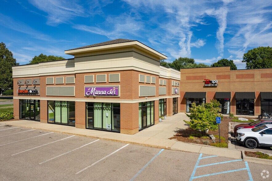 More Photos Of 820 Forest Hill Ave SE, Grand Rapids Storefront For Lease