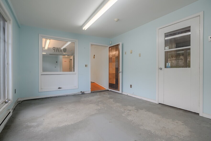 More Photos Of 36 Lake Avenue Ext, Danbury Manufacturing For Sale