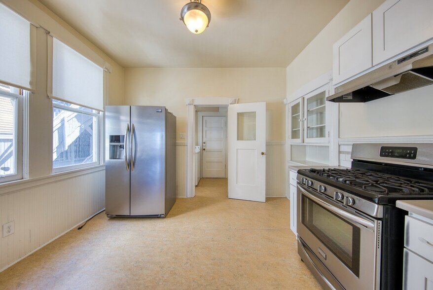 More Photos Of 1082 Union St, San Francisco Apartments For Sale