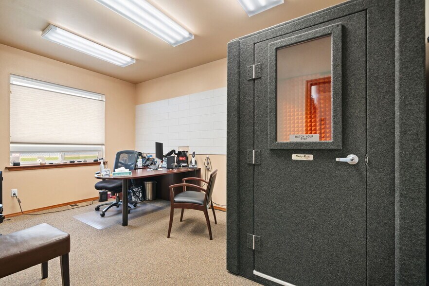 More Photos Of 538 N 5th Ave, Sequim Medical For Sale