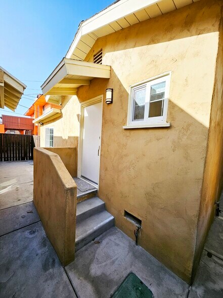 More Photos Of 520 Glover Ave, Chula Vista Apartments For Lease