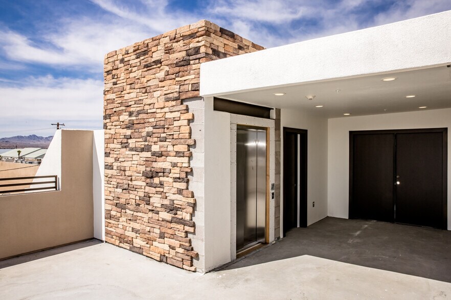 More Photos Of 1515 Marlboro Dr, Lake Havasu City Restaurant For Sale