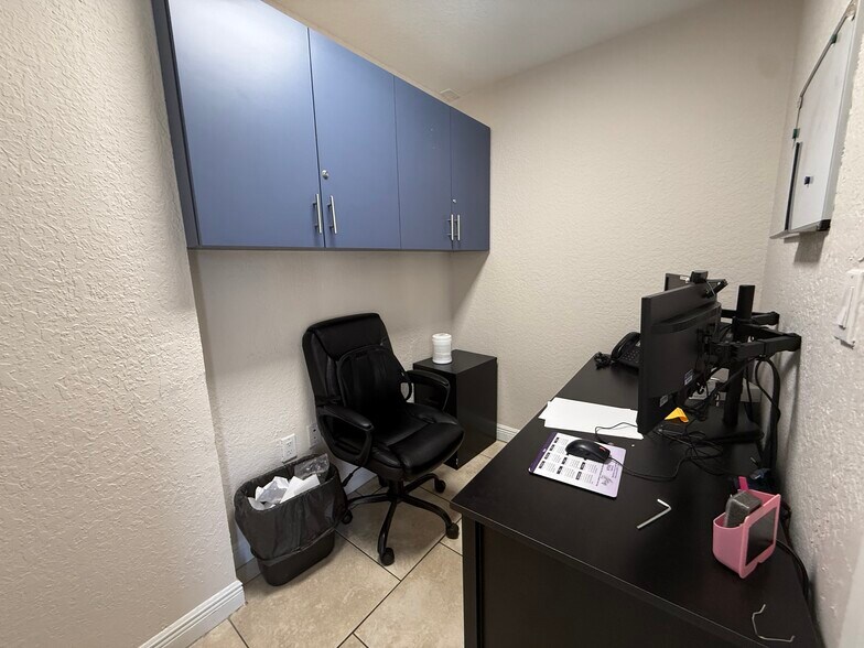 More Photos Of 9611 SW 40th St, Miami Medical For Sale