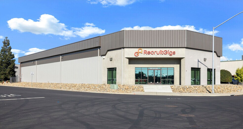 More Photos Of 401 Glass Ln, Modesto Warehouse For Lease