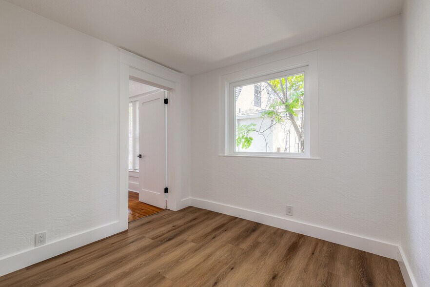 More Photos Of 306 Washington St, New Smyrna Beach Medical For Sale