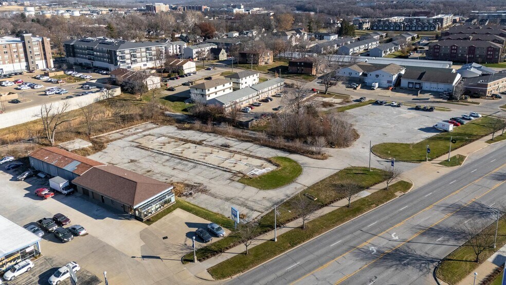 More Photos Of 711 2nd St, Coralville Land For Sale