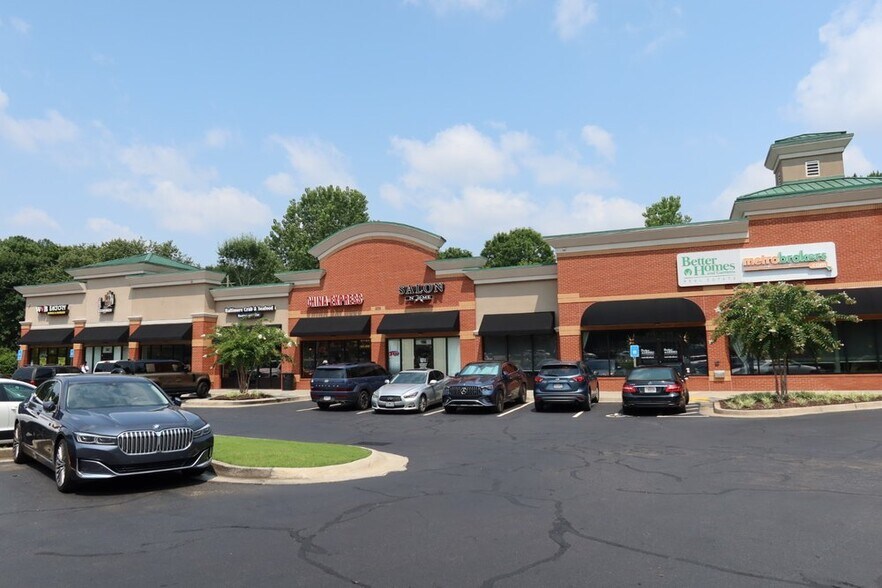More Photos Of 1075 Fairburn Rd, Atlanta Storefront Retail Office For Sale