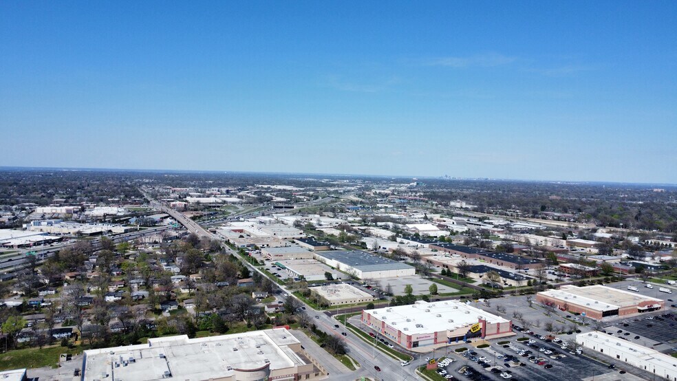 More Photos Of 9221 Quivira Rd, Overland Park Medical For Sale