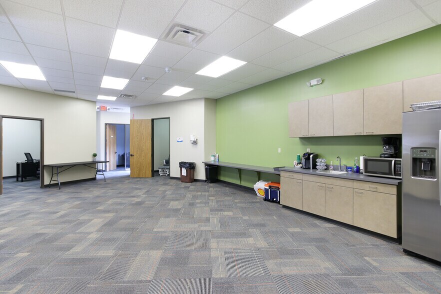 More Photos Of 5404 Wurzbach Rd, San Antonio Office For Sale