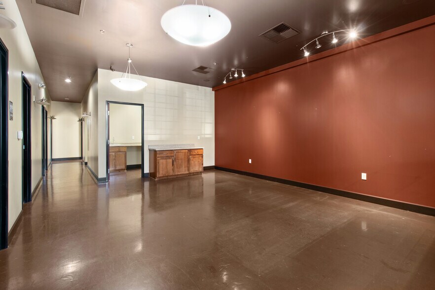 More Photos Of 20512 SW Roy Rogers Rd, Sherwood Multifamily For Sale