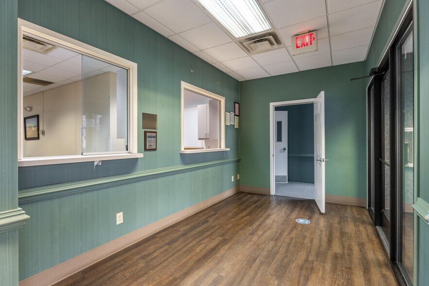 More Photos Of 1494 Stuart Rd NE, Cleveland Medical For Lease