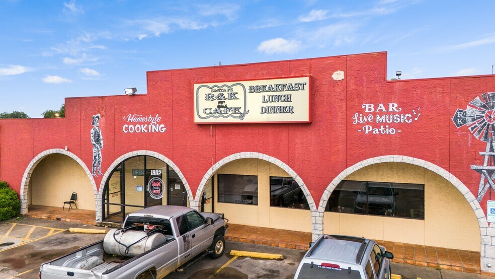 More Photos Of 1808-1812 Santa Fe Dr, Weatherford Unknown For Lease