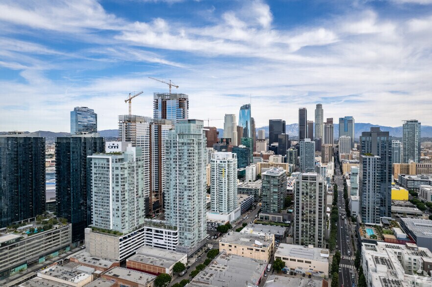 More Photos Of 1212 S Flower St, Los Angeles Apartments For Lease